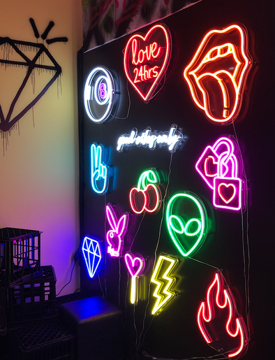 Lightening Bolt LED neon sign